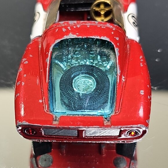 Corgi Toys Ferrari 206 Dino Sport 1:43 Scale #30 Toy Diecast Car Red Britain UK - Picture 11 of 11